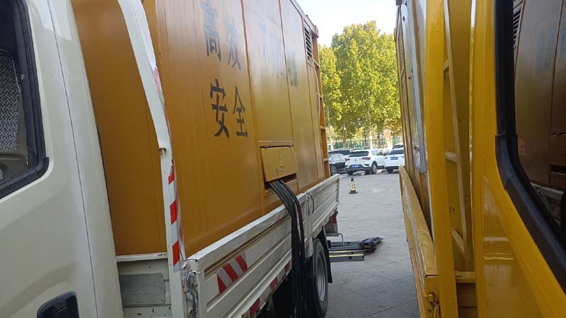 献县如何判断柴油发电机组和UPS电源的切换时间是否符合要求？